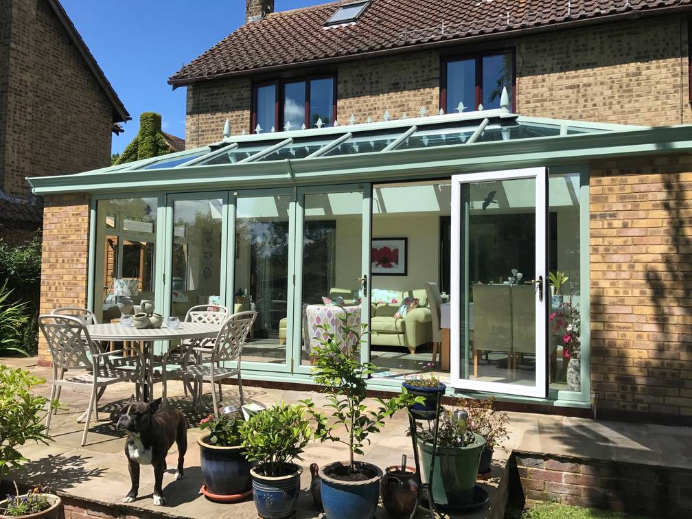 Aluminium Edwardian with Livin Room Section in Fringford