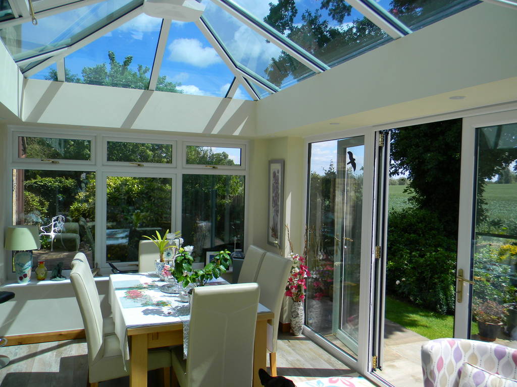 Aluminium Edwardian with Livin Room Section in Fringford