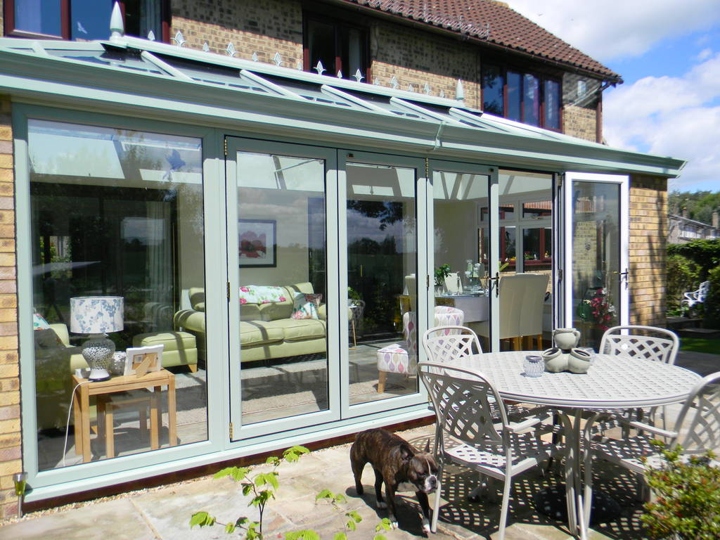 Aluminium Edwardian with Livin Room Section in Fringford