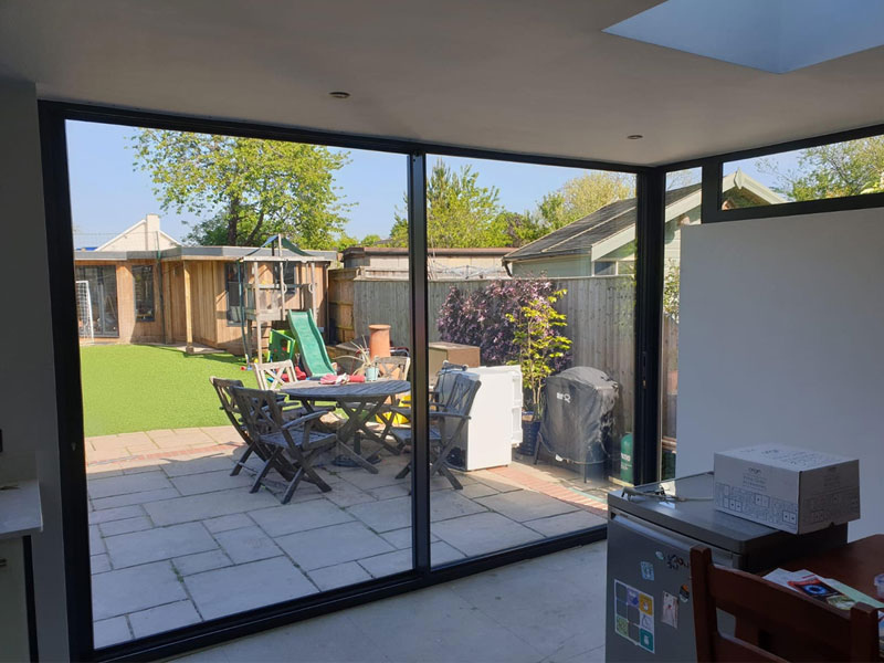 Loggia conservatory with Origin Bi-folding doors in Oxford