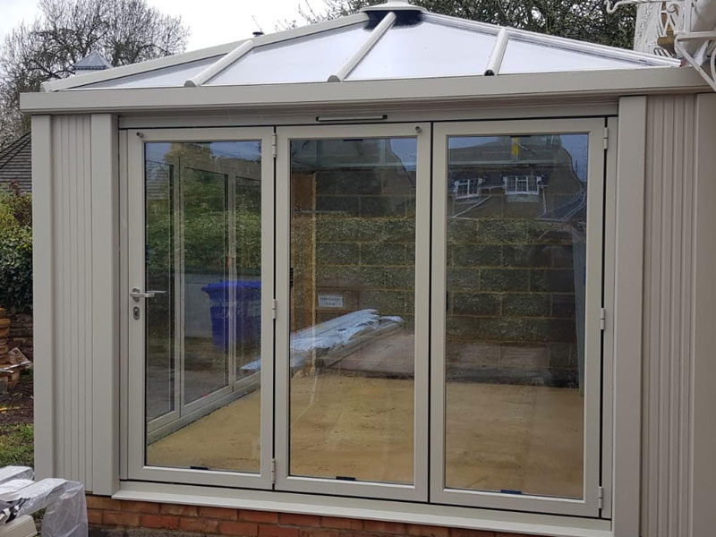 Loggia conservatory with Origin Bi-folding doors in Oxford